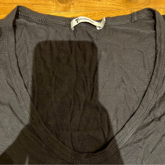 T By Classic Pocket Tee
Grey V-neck T-shirt by Alexander Wang - Picture 2 of 8